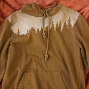 10 tree hoodie